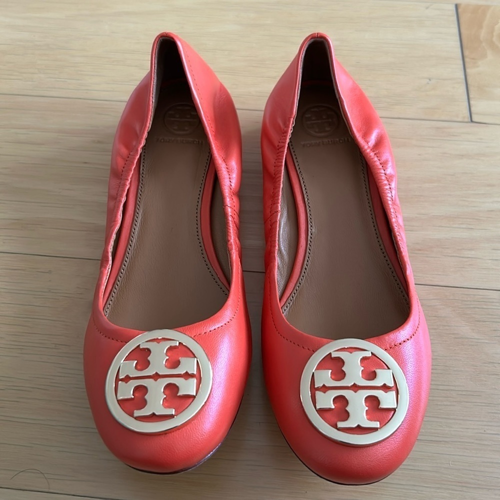Tory Burch Claire heeled ballerina flat View 2